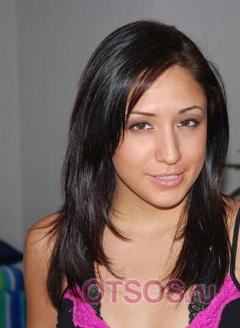 Наташа оказывает услугу Секс групповой