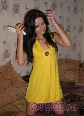 Инна оказывает услугу Куннилингус