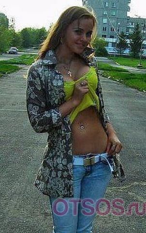 Инна оказывает услугу Минет