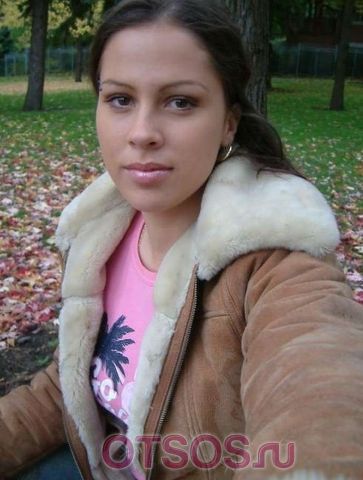 Роза оказывает услугу Минет