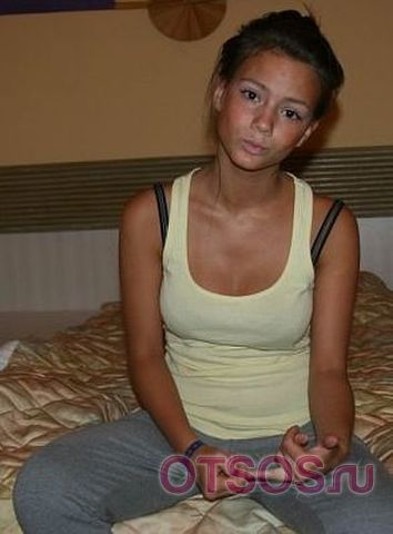 Джесика оказывает услугу Куннилингус