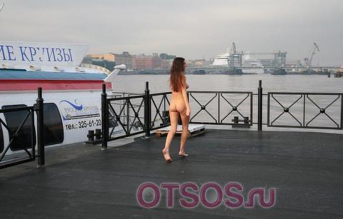 Кристина оказывает услугу Ануслинг тебе